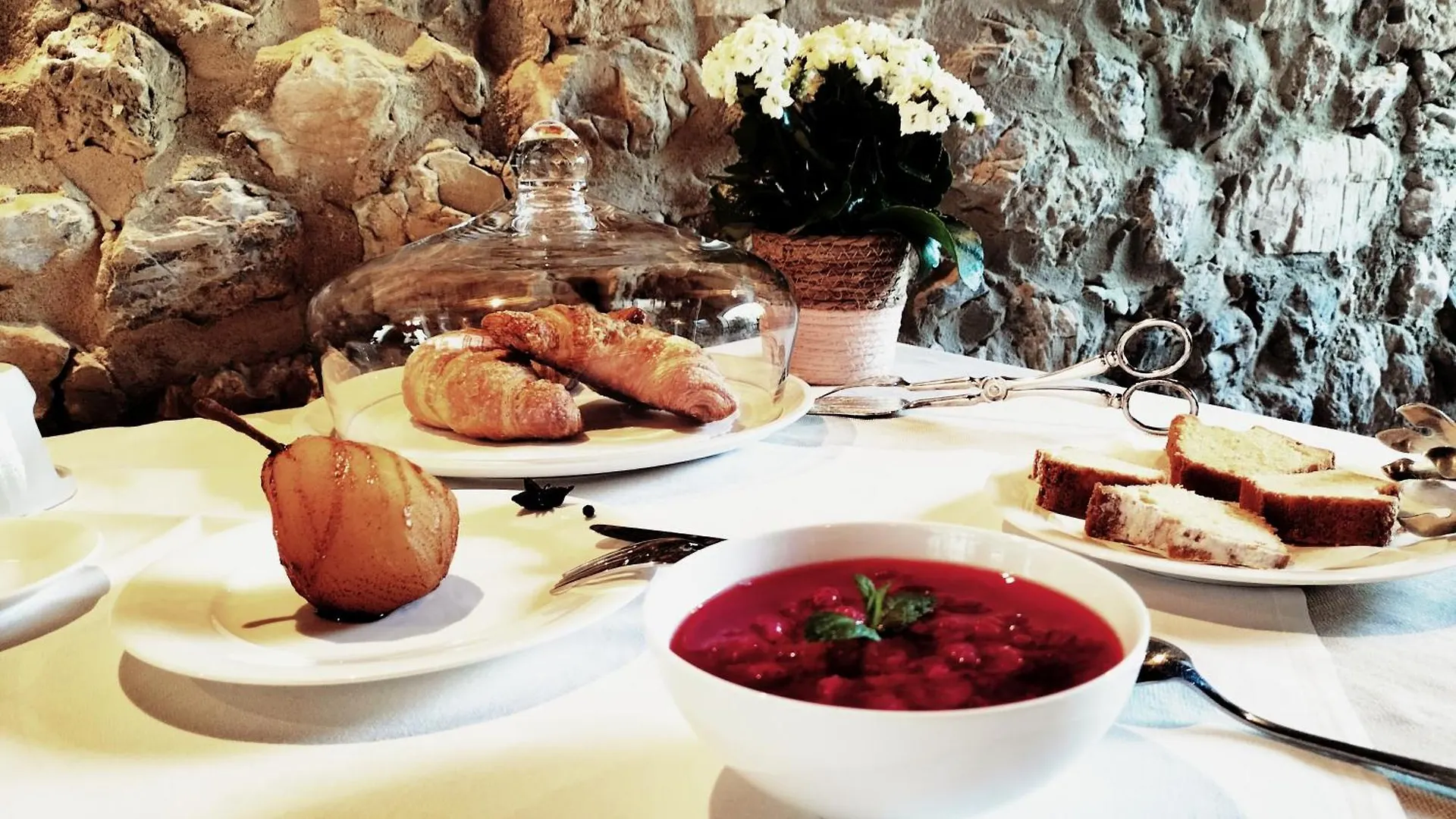 Badia Giulia Prestigious Historical B&B, Camaiore - Adults Only - No Pets Bed and Breakfast