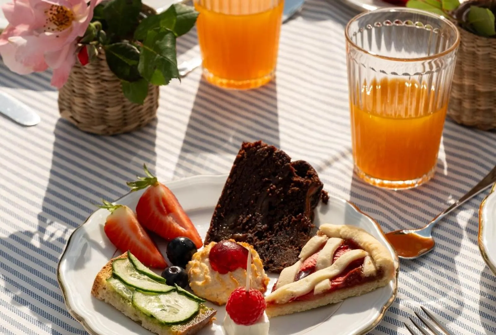 Badia Giulia Prestigious Historical B&B, Camaiore - Adults Only - No Pets 3*,