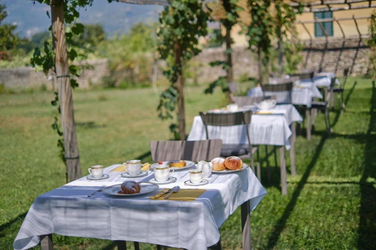 Badia Giulia Prestigious Historical B&B, Camaiore - Adults Only - No Pets Frühstückspension