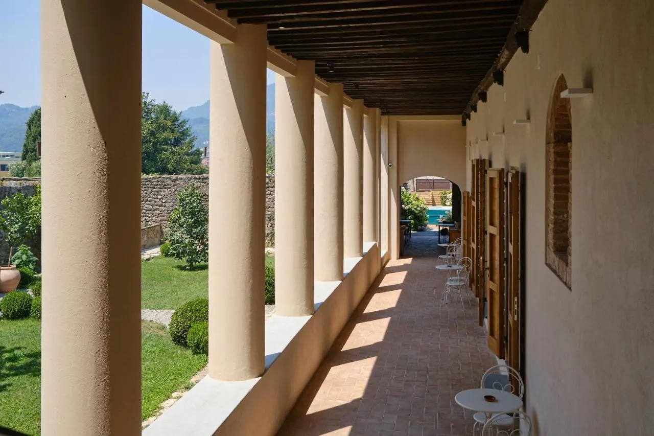 *** Couette-café Badia Giulia Prestigious Historical B&B, Camaiore - Adults Only - No Pets Italie