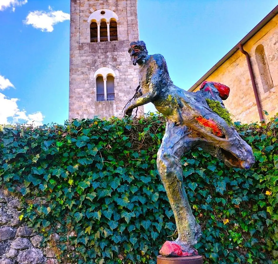 Badia Giulia Prestigious Historical B&B, Camaiore - Adults Only - No Pets