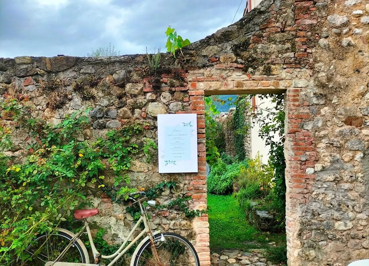 Badia Giulia Prestigious Historical B&B, Camaiore - Adults Only - No Pets 3*,