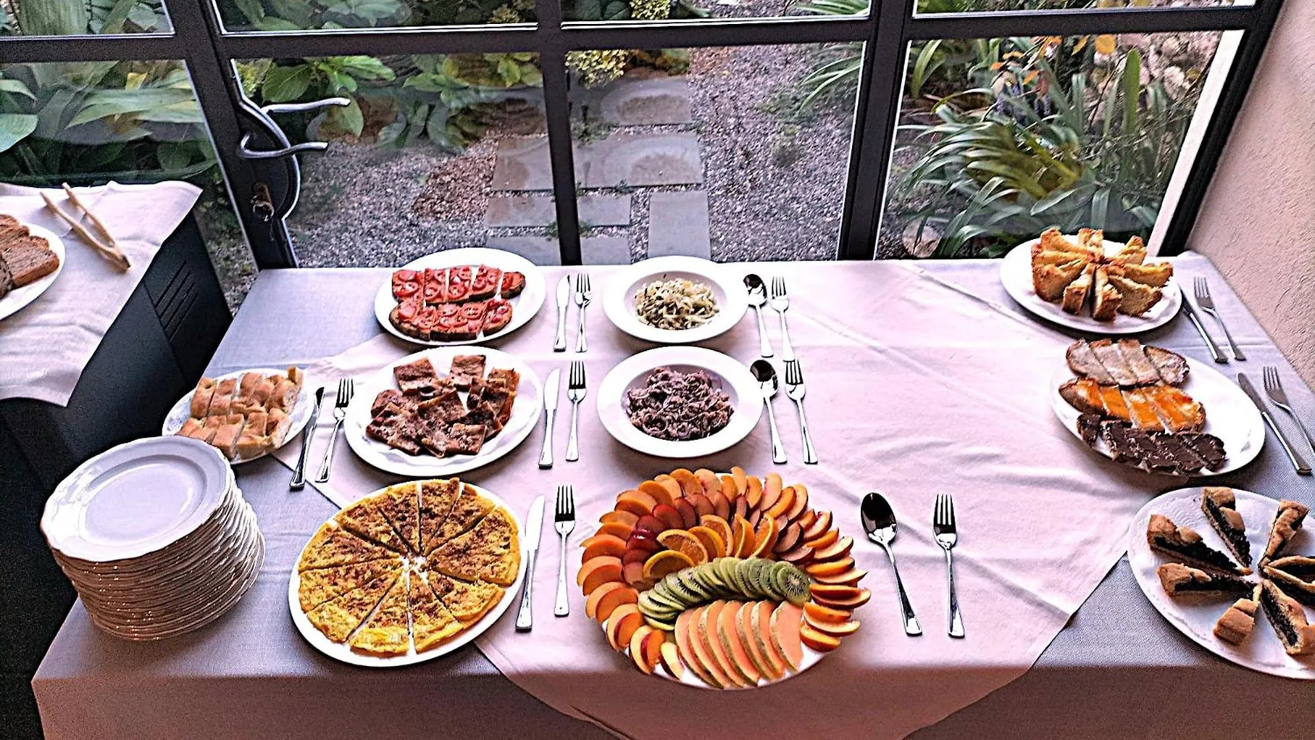 Badia Giulia Prestigious Historical B&B, Camaiore - Adults Only - No Pets