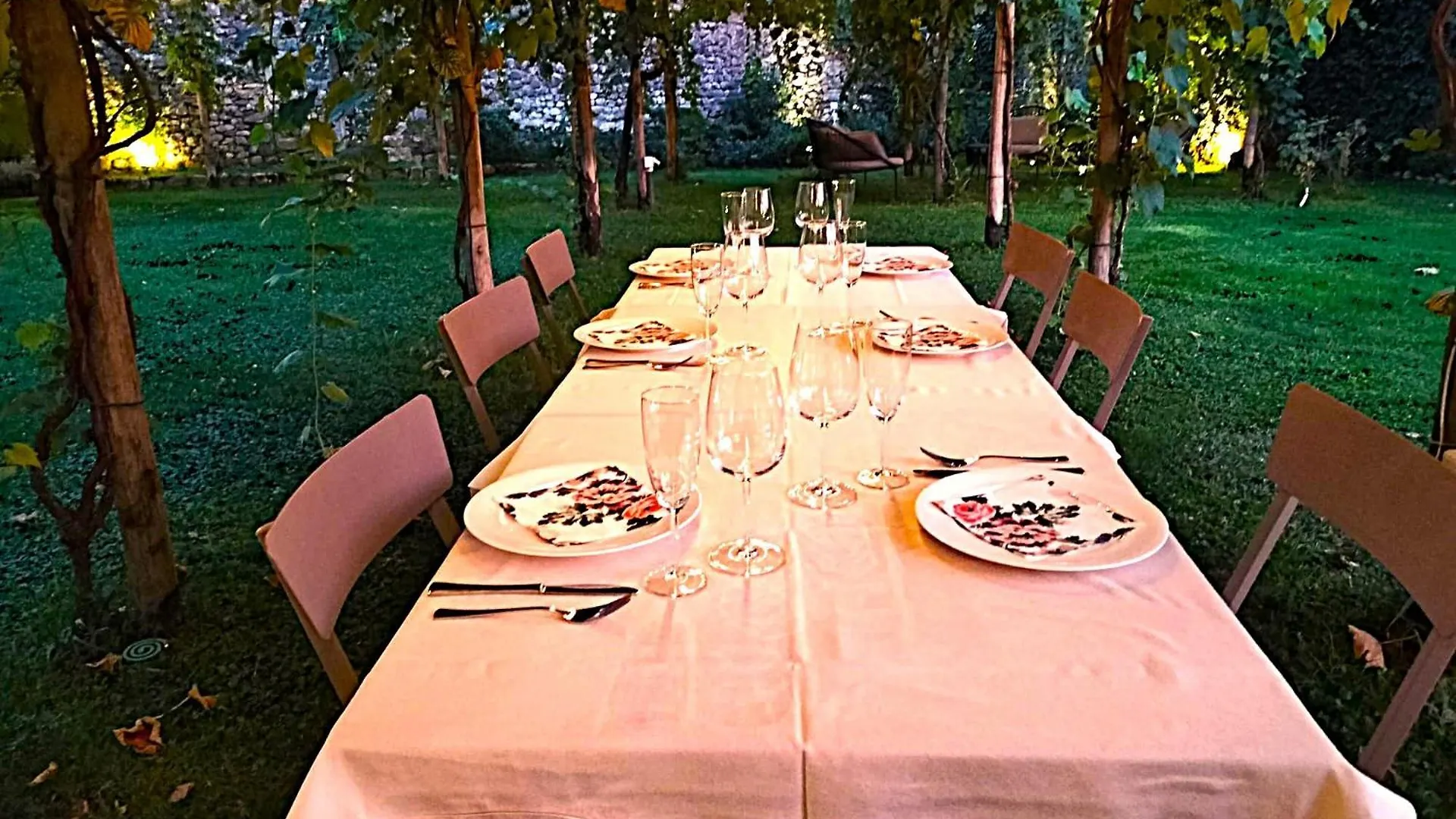 Badia Giulia Prestigious Historical B&B, Camaiore - Adults Only - No Pets Couette-café